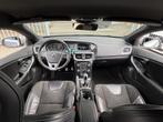 Volvo V40 2.0 T3 R-Design standkachel Stoelverw € 14.875,0, 65 €/maand, 4 cilinders, Leder en Stof, Bedrijf