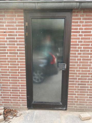 Aluminium buitendeur 95x220 beschikbaar voor biedingen