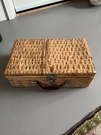 Vintage koffertje rotan, Sieraden, Tassen en Uiterlijk, Koffers, Overige materialen, Gebruikt, Minder dan 50 cm, Ophalen of Verzenden