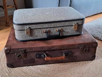 Set 2 x vintage koffer hardschaal - bruin & zwart/wit beschikbaar voor biedingen