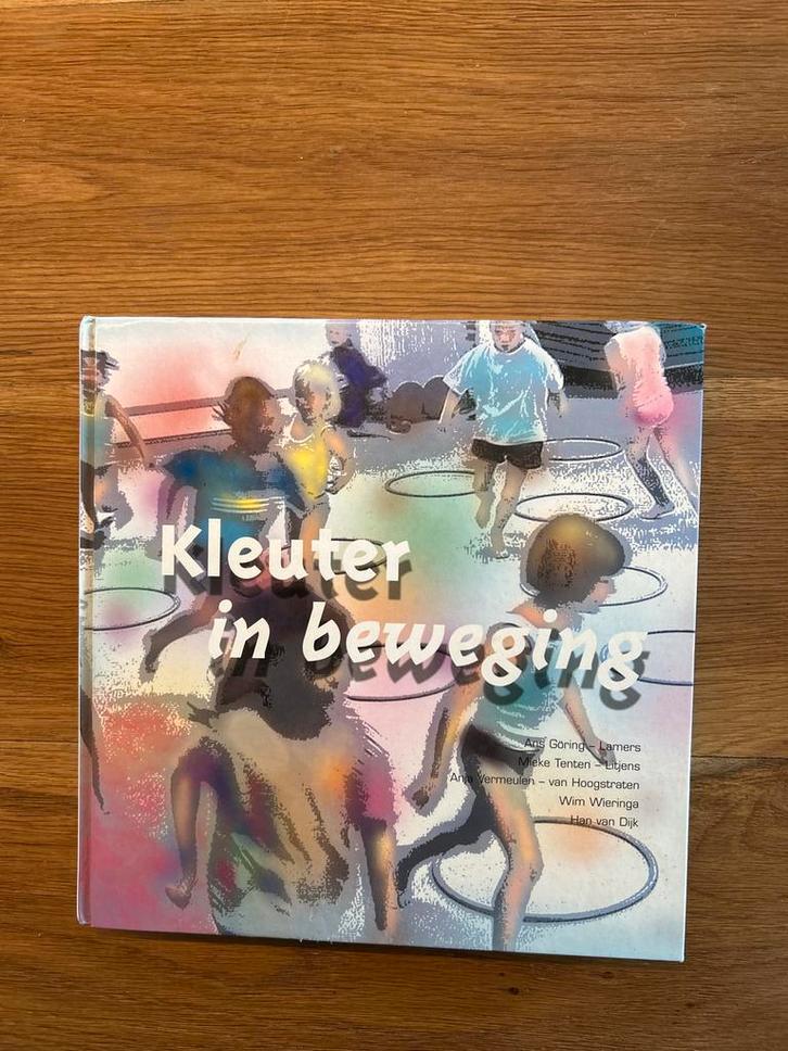 Kleuter in Beweging - Educatief boek, Boeken, Kunst en Cultuur | Beeldend, Zo goed als nieuw, Overige onderwerpen, Ophalen of Verzenden