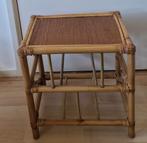 Vintage.
Bamboe bijzettafel / lectuurtafel., Huis en Inrichting, Tafels | Bijzettafels, Ophalen, Zo goed als nieuw