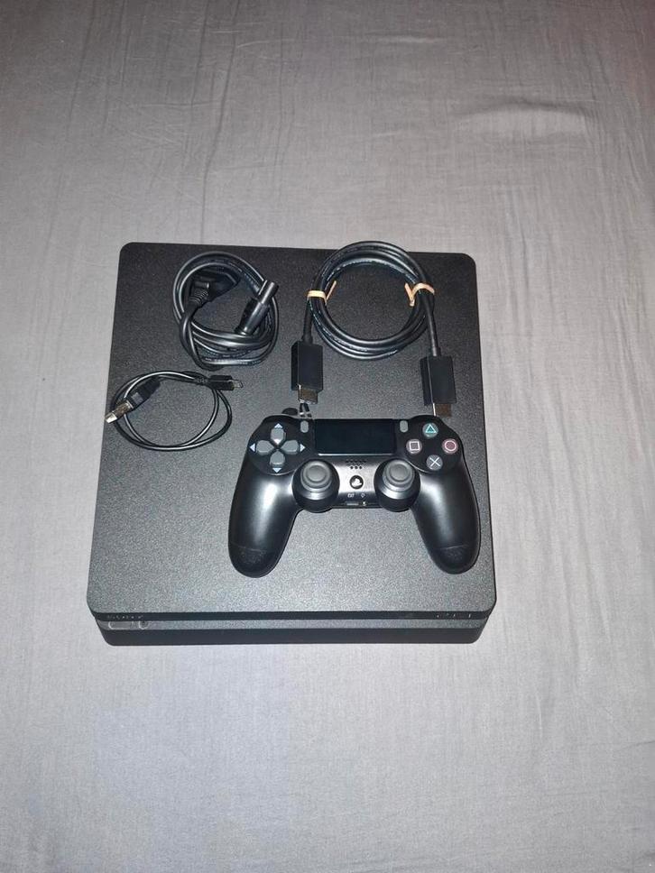 Ps4 slim met online spellen en PS plus, Spelcomputers en Games, Spelcomputers | Sony PlayStation 4, Zo goed als nieuw, Slim, 500 GB