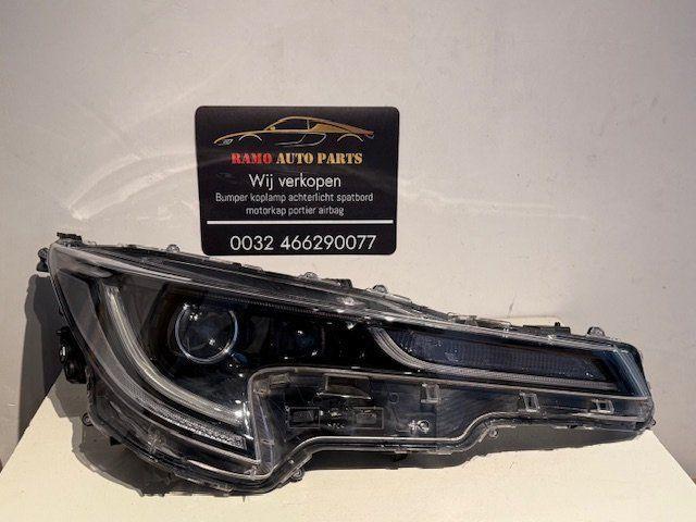 TOYOTA COROLLA E21 KOPLAMP FULL LED RECHTS 81110-02S80, Auto-onderdelen, Verlichting, Toyota, Gebruikt, 3 maanden garantie, Ophalen of Verzenden