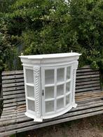 Vitrinekastje hang, Huis en Inrichting, Kasten | Vitrinekasten, Gebruikt, Minder dan 100 cm, Brocant landelijk, 25 tot 50 cm
