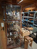 Oude bouwmaterialen: muurankers, deurkrukken, raambeslag, Ophalen, Gebruikt, Koper of Messing, Klink of Kruk