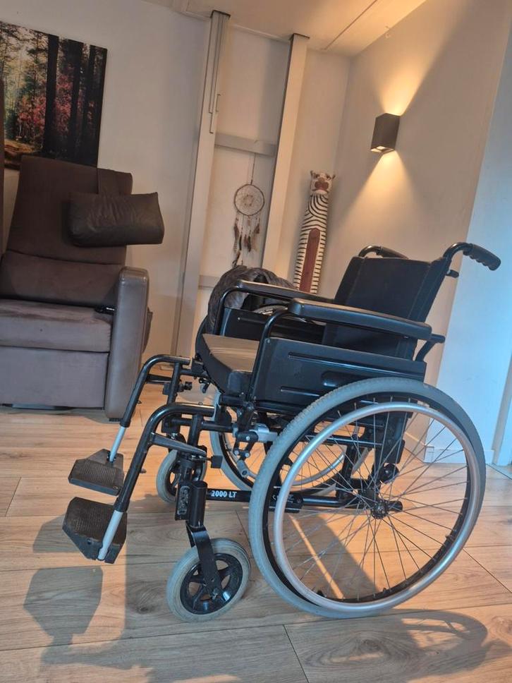 Invacare 2000lt, Diversen, Rolstoelen, Zo goed als nieuw, Duwrolstoel, Ophalen of Verzenden