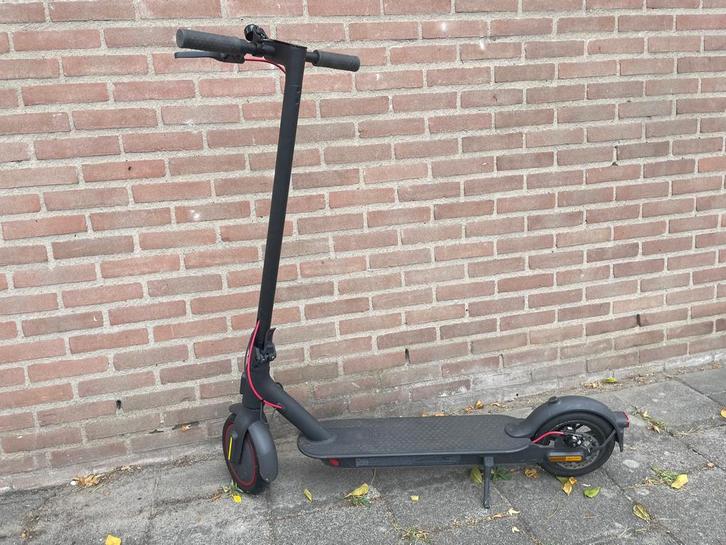Xiaomi step, Fietsen en Brommers, Steps, Zo goed als nieuw, Elektrische step (E-scooter), Ophalen of Verzenden