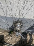 Campagnolo brevetti wielen met 8 speed pignon, De ruyterstraat 86, Racefiets, Steenbergen cycling, Zo goed als nieuw