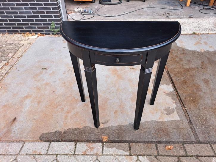Zwarte sidetabel, Huis en Inrichting, Tafels | Sidetables, Zo goed als nieuw, 25 tot 50 cm, 50 tot 100 cm, Rechthoekig, Grenenhout