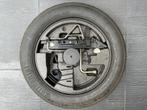 BMW E60/E61 Reservewiel Thuiskomer 135/80/17 + Krik, Ophalen, Manueel, Schaarkrik