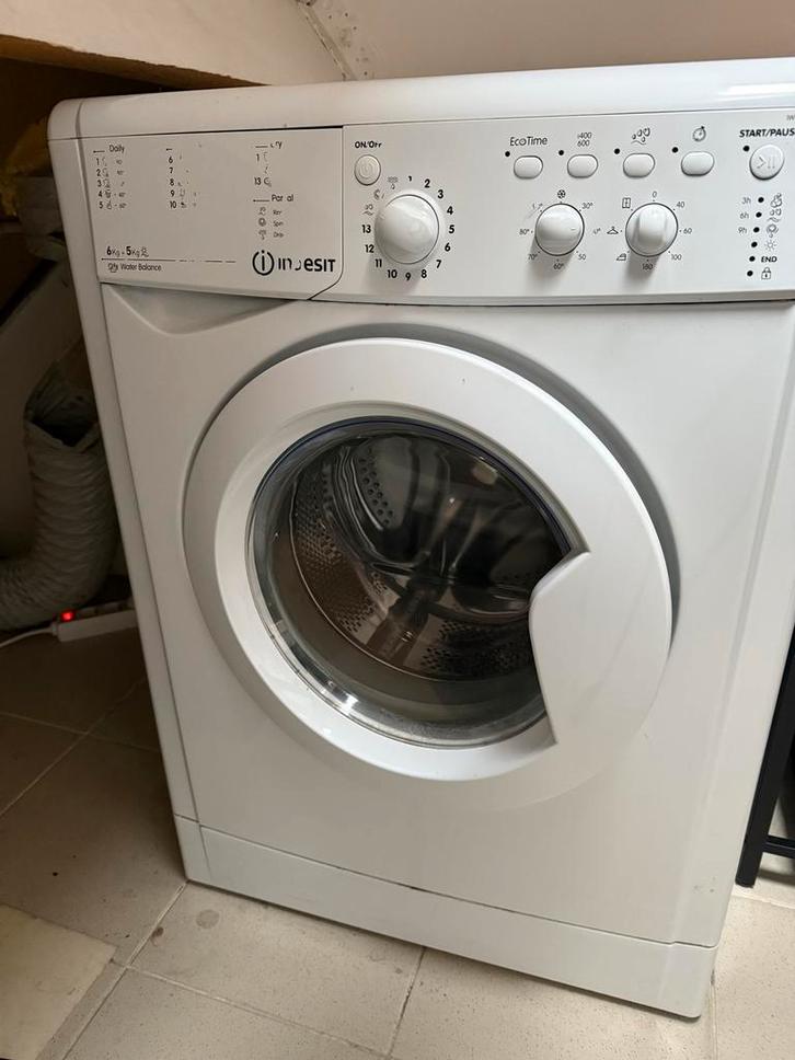 Indesit Wasmachine Droger Combi - Defect, Witgoed en Apparatuur, Wasmachines, Niet werkend, Voorlader, 6 tot 8 kg, 85 tot 90 cm