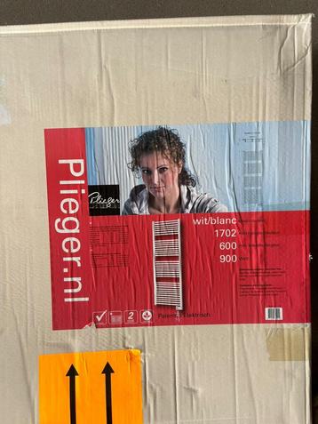 Plieger Palermo elektrische handdoekradiator 1700 x 600 mm beschikbaar voor biedingen
