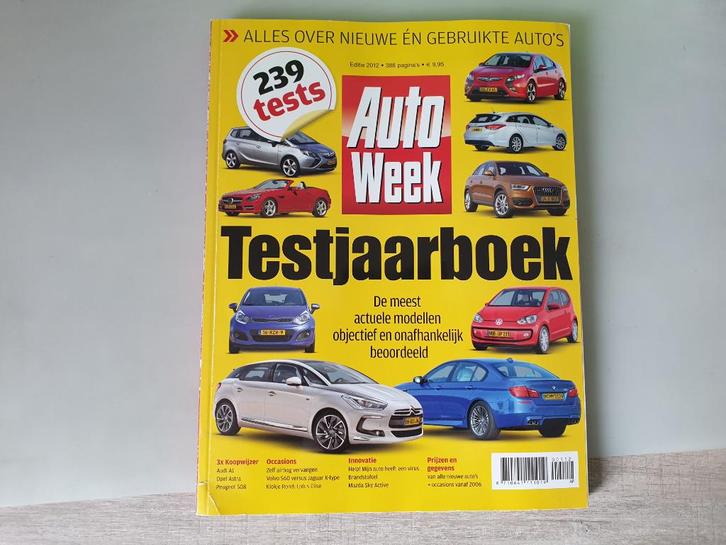 Boek - Autoweek Testjaarboek 2012, Boeken, Auto's | Boeken, Gelezen, Algemeen, Ophalen of Verzenden