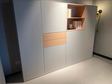 High cabinet Jason beschikbaar voor biedingen