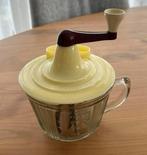 Handmixer met glazen maatkan - vintage Whirl mixer Daisy, Ophalen of Verzenden, Gebruikt, Handmatig