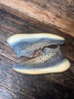 Adidas Yeezy boost 380 Mist, Ophalen of Verzenden, Zo goed als nieuw, Overige kleuren