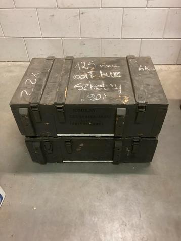 Houten munitiekisten ,legerkisten nu aanbieding 15 euro beschikbaar voor biedingen