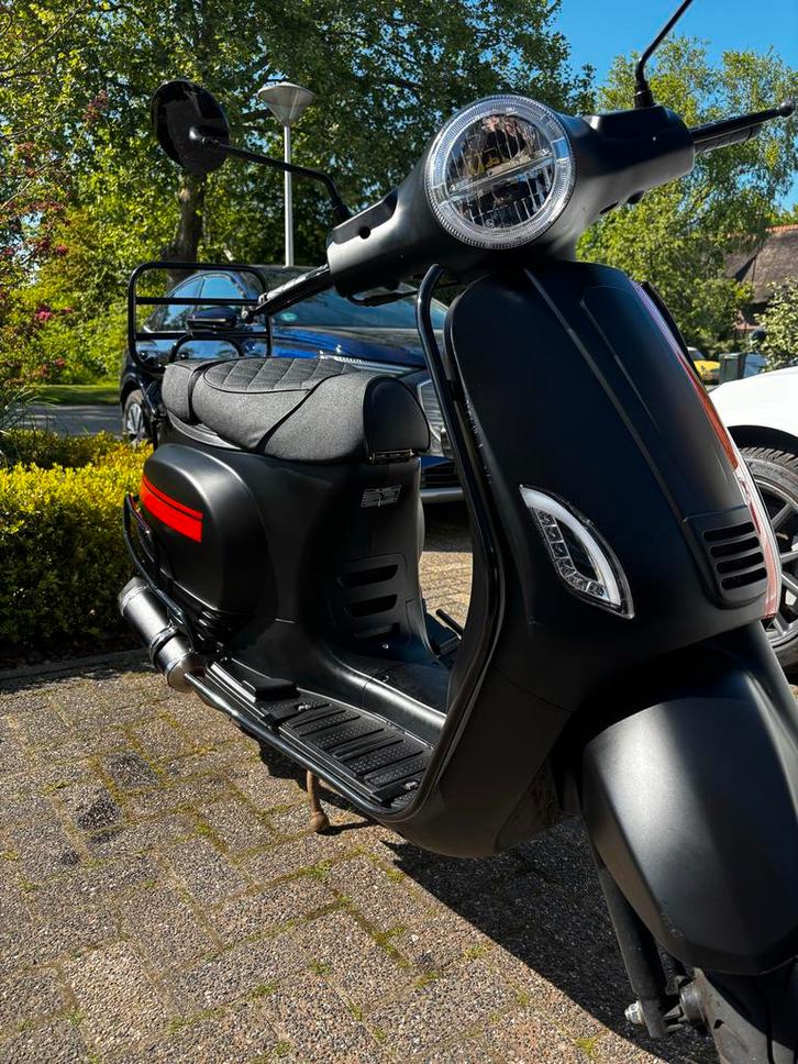 Senzo Rivalux 2023, Fietsen en Brommers, Snorfietsen en Snorscooters, Zo goed als nieuw, Overige merken, Benzine, Ophalen