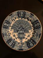 Koninklijke Tichelaar Makkum Sierbord - Pauwenveer, Antiek en Kunst, Antiek | Keramiek en Aardewerk, Ophalen of Verzenden