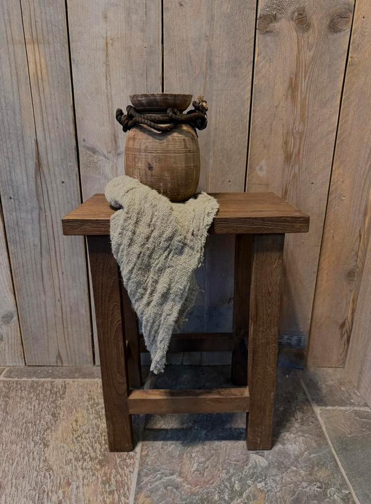 Houten tafeltje - kruk, Huis en Inrichting, Tafels | Bijzettafels, Nieuw, 45 tot 60 cm, Minder dan 55 cm, Hout, Ophalen of Verzenden