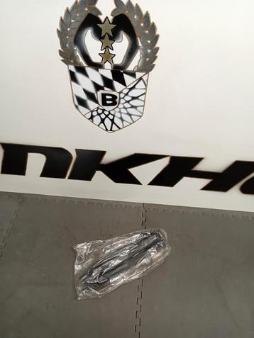 BMW E46 SEDAN TOURING AFDEKKING MISTLAMP RECHTS 51118195294 beschikbaar voor biedingen