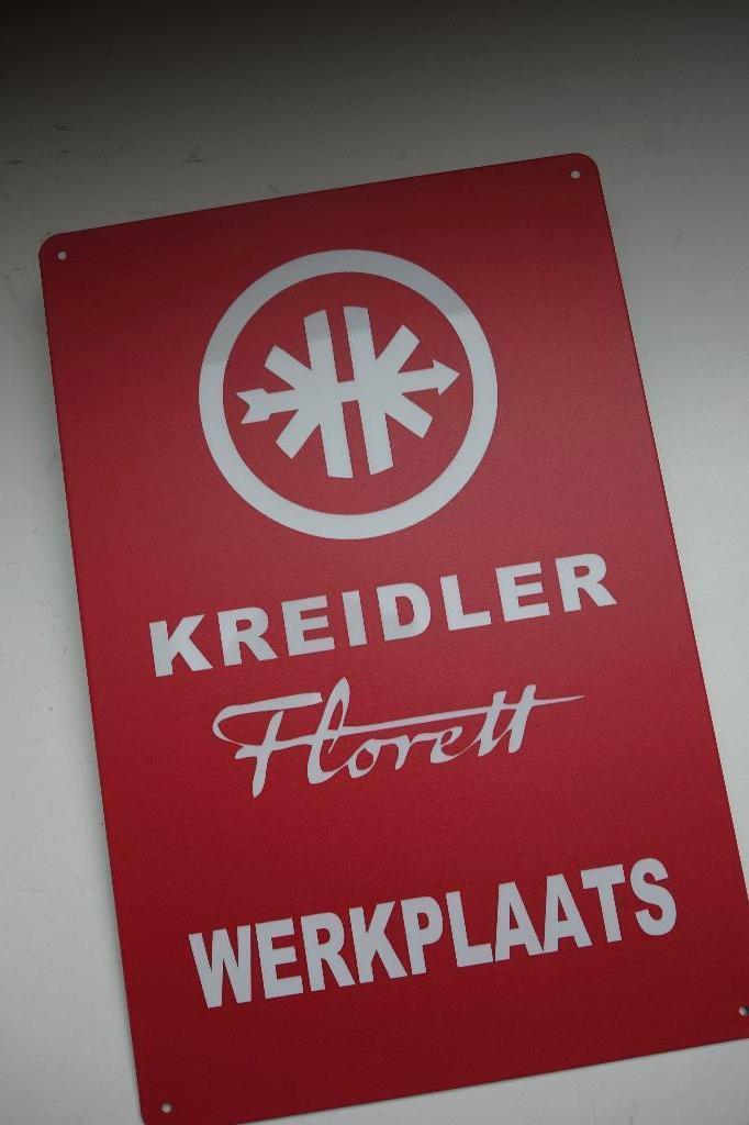 KREIDLER FLORETT BROMFIETS LOGO BORD WERKPLAATS KREIDLER, Verzamelen, Overige Verzamelen, Nieuw, Ophalen of Verzenden