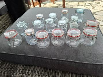 Kleine weckpotjes beschikbaar voor biedingen