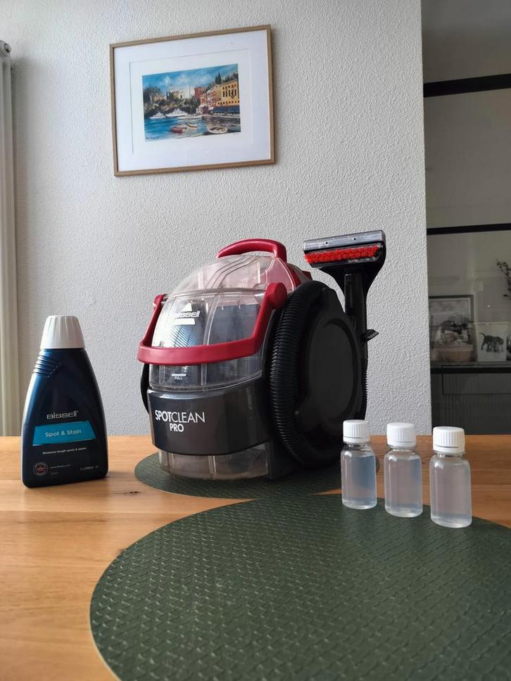 Te Huur: Bissell Spotclean Pro Stoom- en Vlekkenreiniger, Doe-het-zelf en Verbouw, Reinigingsmachines, Zo goed als nieuw, Overige typen