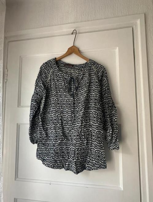 Mooie donkerblauw bohemian geprinte tuniek blouse By Jenn L, Kleding | Dames, Blouses en Tunieken, Zo goed als nieuw, Maat 42/44 (L)