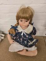 Porselein pop, Verzamelen, Poppen, Ophalen of Verzenden, Zo goed als nieuw, Pop