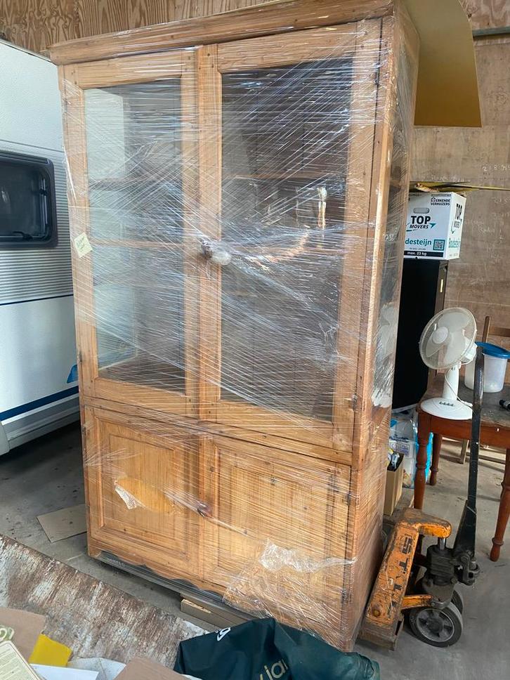 Grenen buffetkast met glazen deuren, Huis en Inrichting, Kasten | Vitrinekasten, Gebruikt, 150 tot 200 cm, 100 tot 150 cm, 25 tot 50 cm