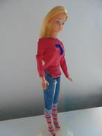 Vintage Barbie Best Buy Fashions #9574 uit 1975., Verzamelen, Poppen, Ophalen of Verzenden, Gebruikt, Kleertjes