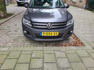 Volkswagen Tiguan 2.0 TSI 155KW/210PK 4M 7-DSG 2013 Grijs beschikbaar voor biedingen