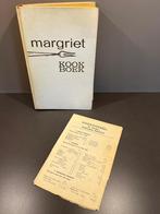 Vintage Margriet Kookboek uit 1965, Boeken, Kookboeken, Margriet, Ophalen of Verzenden, Nederland en België, Hoofdgerechten