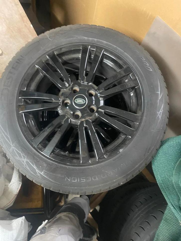 Winterbanden Land Rover Discovery 3/4/5 - 255/55 R19, Auto-onderdelen, Banden en Velgen, Banden en Velgen, Winterbanden, 19 inch