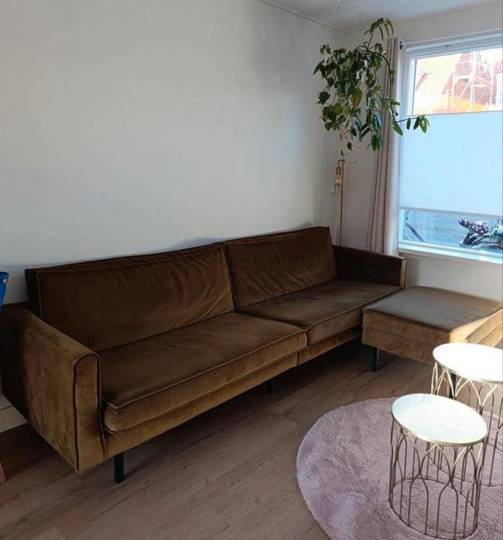 Sissy boy bank en hocker, Huis en Inrichting, Banken | Complete zithoeken, Zo goed als nieuw, Ophalen