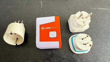 LionHeart Wereldstekker met 4x USB & Extra Reisadapters  beschikbaar voor biedingen