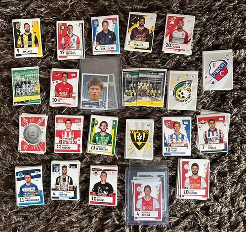 Bijna gratis 2008/09———2020/21 albums + veel losse stickers, Hobby en Vrije tijd, Stickers en Plaatjes, Zo goed als nieuw, Meerdere stickers