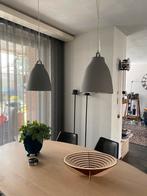 2 grijze industrial hanglampen, Huis en Inrichting, Lampen | Hanglampen, Ophalen, Overige materialen, Gebruikt, Minder dan 50 cm