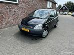 Toyota Yaris 1.0-16V VVT-i Terra, Voorwielaandrijving, Gebruikt, Huisgarantie, 4 cilinders