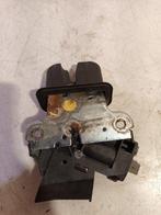 Slot mechaniek kofferdeksel achterklep elektrisch VW Passat, Onderdelen@venauto.nl, Van der Ven Autorecycling B.V., Gebruikt, Volkswagen