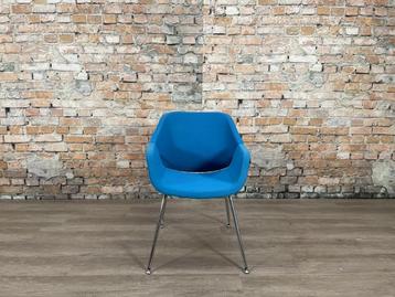 Artifort Gap felblauw bij TheReSales beschikbaar voor biedingen