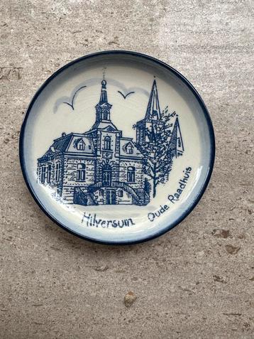 Wandtegeltje Hilversum Oud Raadhuis Delfts Blauw beschikbaar voor biedingen