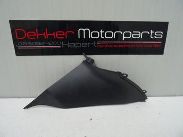 Linker Binnen Kuipdeel Zijpaneel GSXR750 GSXR600 2008-2010 beschikbaar voor biedingen