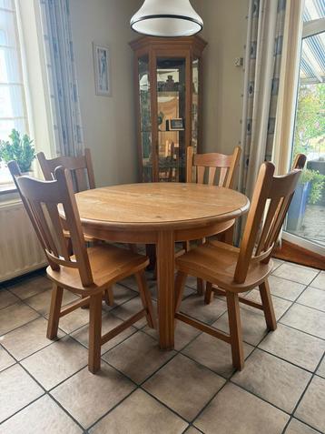 Massief eiken Eettafel - Uitschuifbaar - Met 6 stoelen - beschikbaar voor biedingen