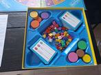 Trivial Pursuit Bordspel, Drie of vier spelers, Ophalen of Verzenden, Gebruikt