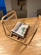 Tijdschriftenrek van rotan, Ophalen, Zo goed als nieuw