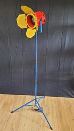 Theater spot Memphis stijl, tot 180 cm hoog, Huis en Inrichting, Lampen | Vloerlampen, Onbekend, Ophalen of Verzenden, Zo goed als nieuw