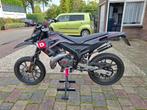 Derbi Senda SM limited ed. 50 2T X-Treme 2020 Gereviseerd, Ophalen, 6 versnellingen, Maximaal 45 km/u, Zo goed als nieuw